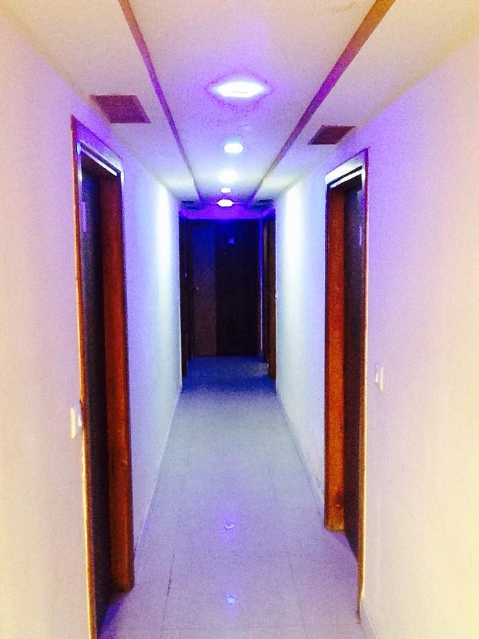 Hotel Citizen Inn 阿穆达巴 外观 照片
