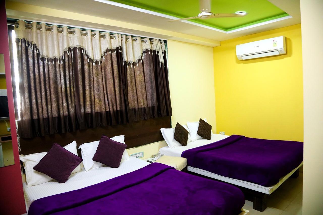 Hotel Citizen Inn 阿穆达巴 外观 照片