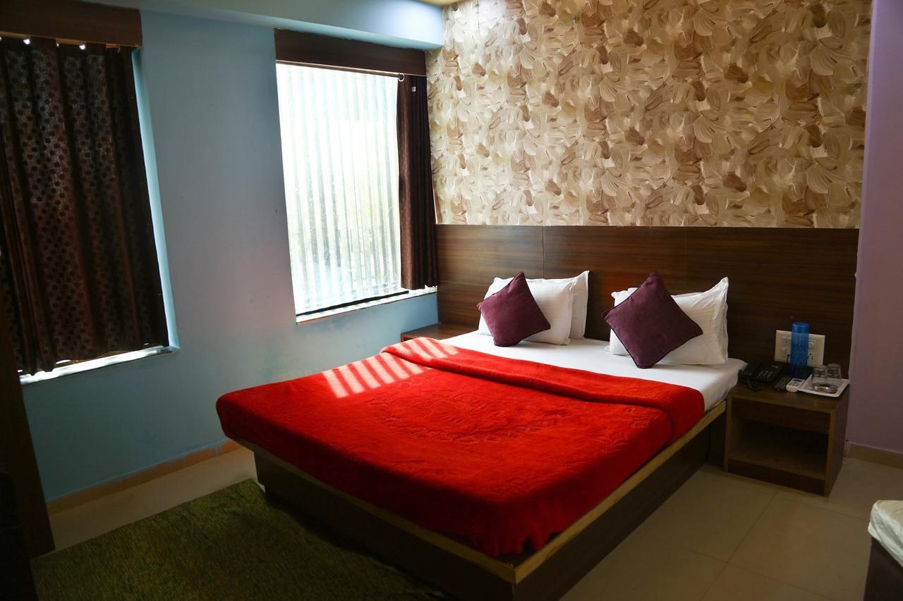 Hotel Citizen Inn 阿穆达巴 外观 照片